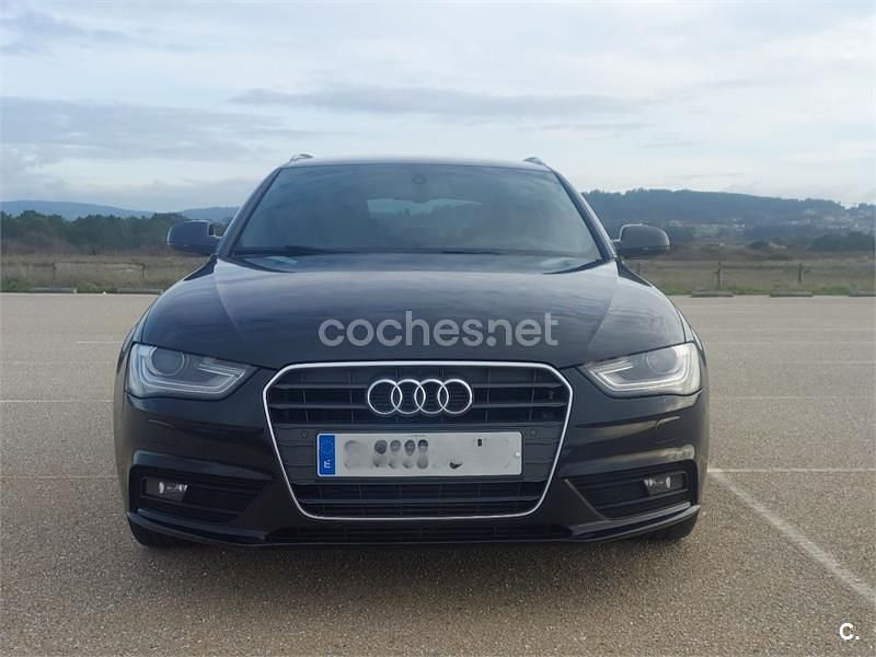 Usado Audi A4 S-Line 177 CV (130 kW) 2012 Negro Familiar