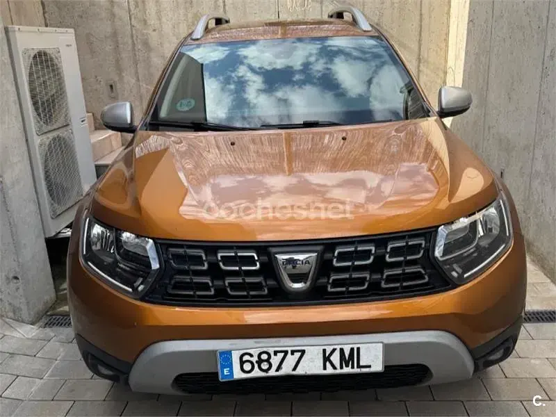 Usado Dacia Duster Comfort 115 CV (84 kW) 2018 Naranja SUV
