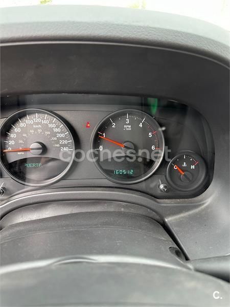 Begagnad Jeep Compass Limited 140 HK (102 kW) 2010 Grön SUV