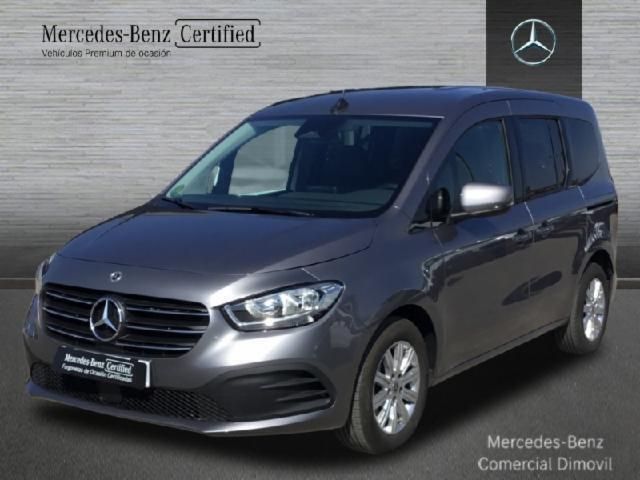 Gris Usado 2023 Mercedes T180 Monovolumen | 28.900 € (Precio justo) - Imagen 1/4
