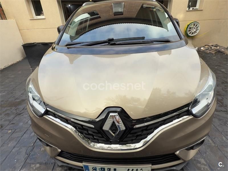 Beige Usado 2018 Renault Grand Scénic IV Zen Monovolumen | 13.000 € (Buen precio) - Imagen 1/4