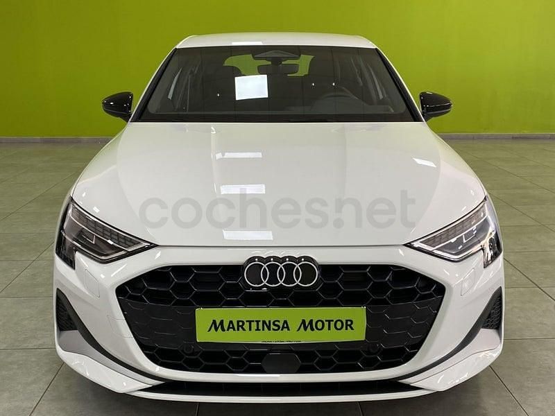 Usado Audi A3 Advanced Plus 116 CV (85 kW) 2025 Blanco Berlina
