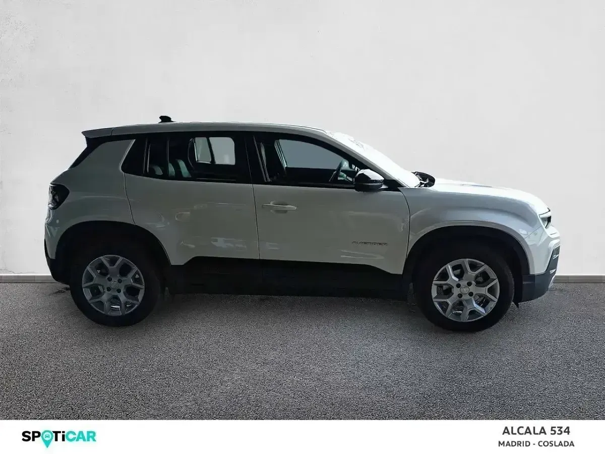 Usado Jeep Avenger Altitude 100 CV (73 kW) 2024 Blanco SUV