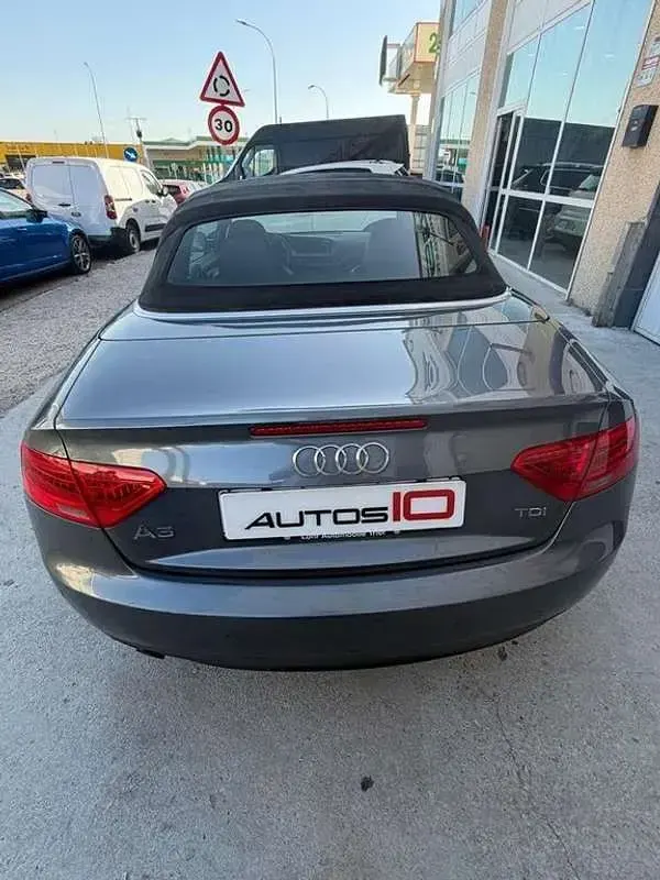 Usado Audi A5 S-Line 150 CV (110 kW) 2014 Gris Coupe