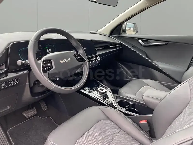 Usado Kia Niro 141 CV (103 kW) 2023 Blanco SUV