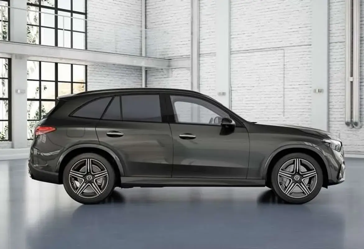 Usado Mercedes GLC200 207 CV (152 kW) 2025 Gris SUV