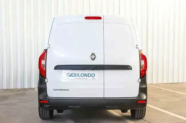 Begagnad Renault Kangoo 89 kW (122 HK) 2022 Vit Minibuss