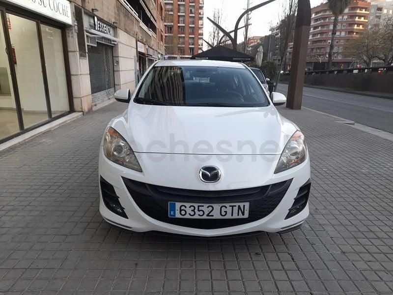 Usado Mazda 3 Luxury 150 CV (110 kW) 2010 Blanco Berlina