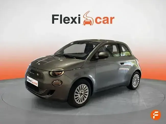 Usado Fiat 500e Action 69 kW (95 CV) 2022 Gris Utilitario