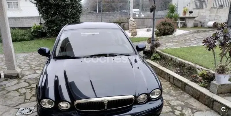 Usado Jaguar X-type Classic 155 CV (114 kW) 2005 Azul Berlina