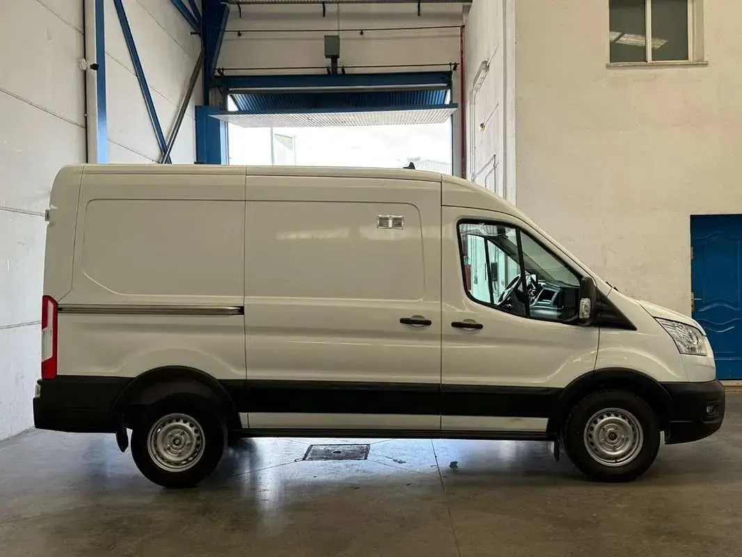 Usado Ford Transit Ambiente 170 CV (125 kW) 2020 Blanco Van