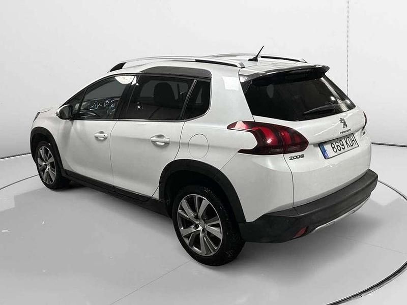 Usado Peugeot 2008 Allure 110 CV (80 kW) 2017 Blanco SUV