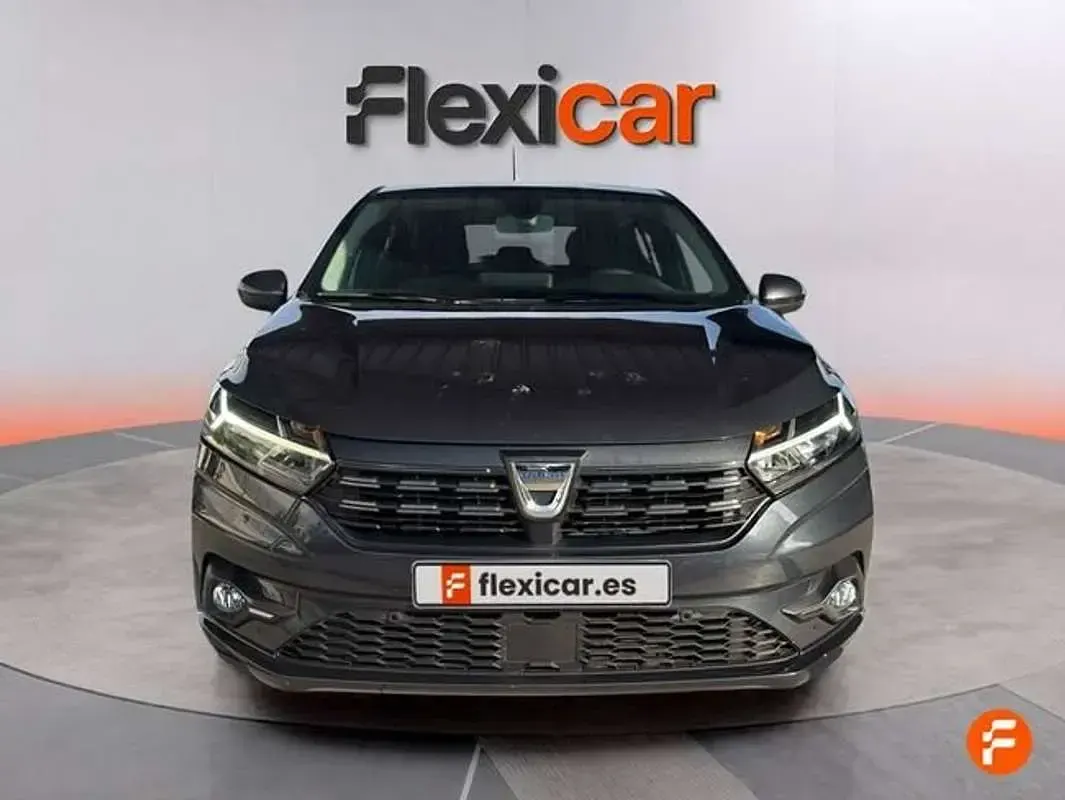 Usado Dacia Sandero Comfort 91 CV (66 kW) 2022 Negro Utilitario