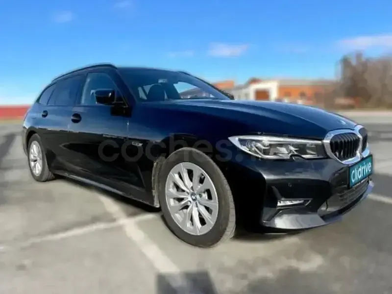 Usado BMW 320e 204 CV (150 kW) 2022 Negro Berlina