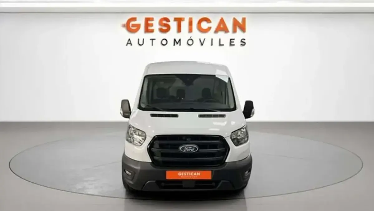 Usado Ford Transit Trend 131 CV (96 kW) 2023 Blanco Van