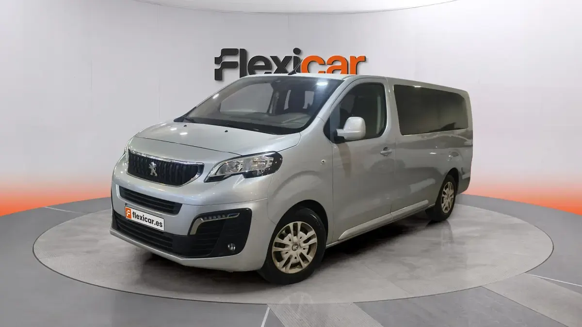 Usado Peugeot Traveller Active 120 CV (88 kW) 2019 Gris Monovolumen