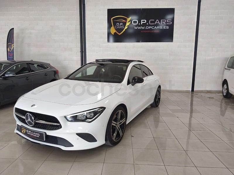 Usado Mercedes CLA200 163 CV (119 kW) 2023 Blanco Berlina
