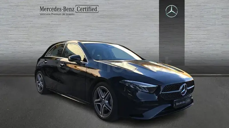 Usado Mercedes A180 136 CV (100 kW) 2025 Negro Berlina