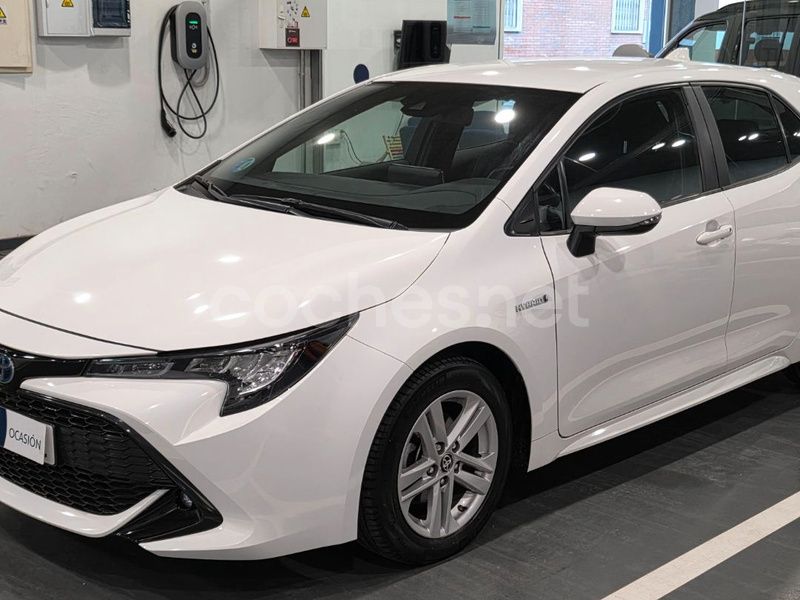 Blanco Usado 2020 Toyota Corolla Active Berlina | 17.700 € (Precio justo) - Imagen 1/4