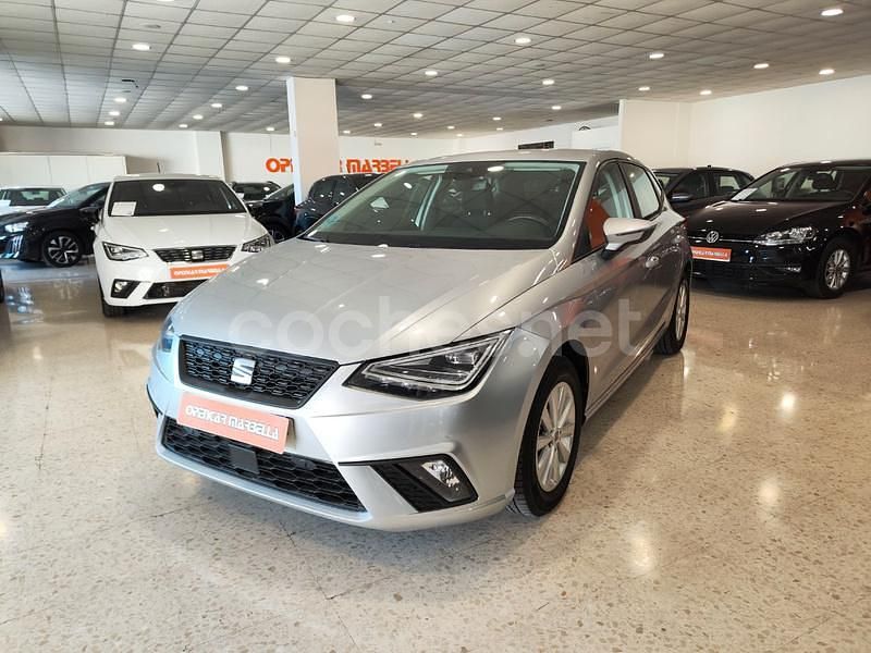 Usado Seat Ibiza Style 80 CV (58 kW) 2023 Gris / plata Berlina