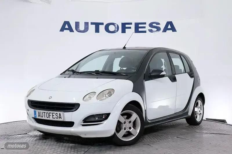 Blanco Usado 2006 Smart ForFour Utilitario | 3350 € - Imagen 1/4
