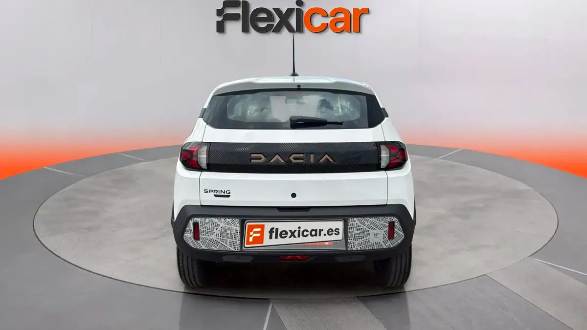 Usado Dacia Spring Extreme 47 kW (65 CV) 2025 Blanco Utilitario
