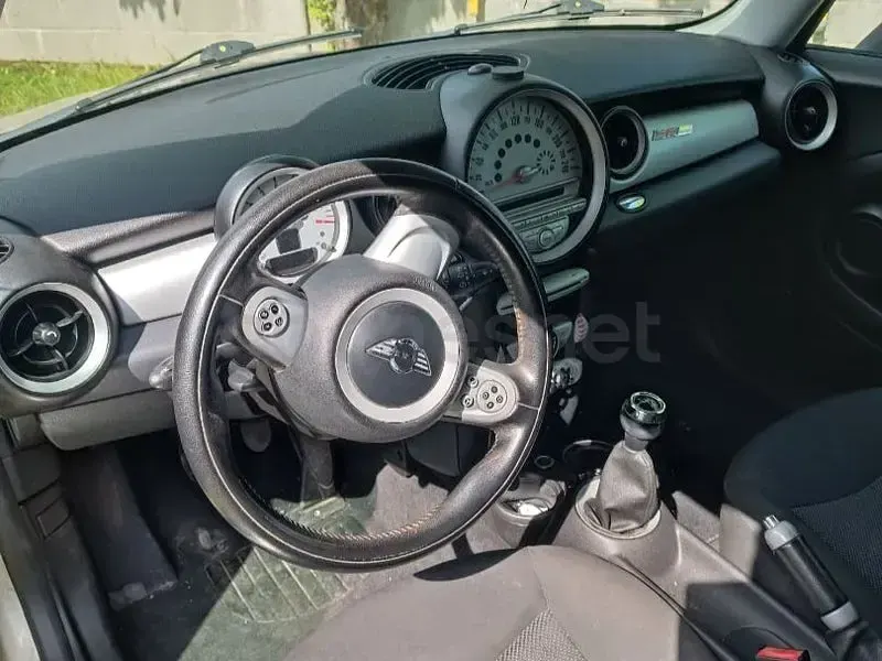 Usado Mini Cooper 120 CV (88 kW) 2009 Beige Utilitario