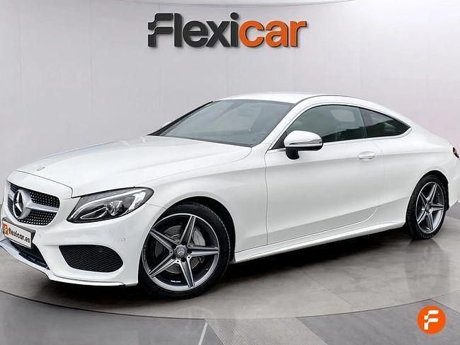 Usado Mercedes C220 170 CV (125 kW) 2015 Blanco Coupe