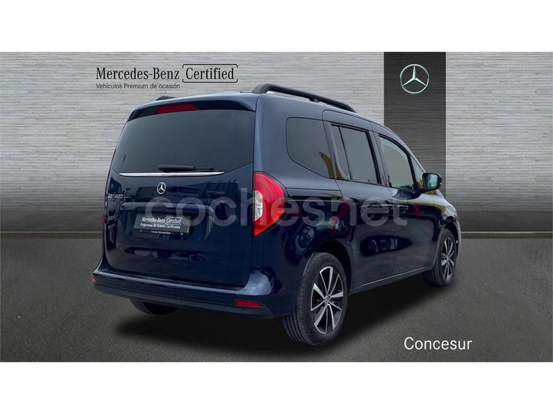 Usado Mercedes EQT200 89 kW (122 CV) 2023 Azul Monovolumen