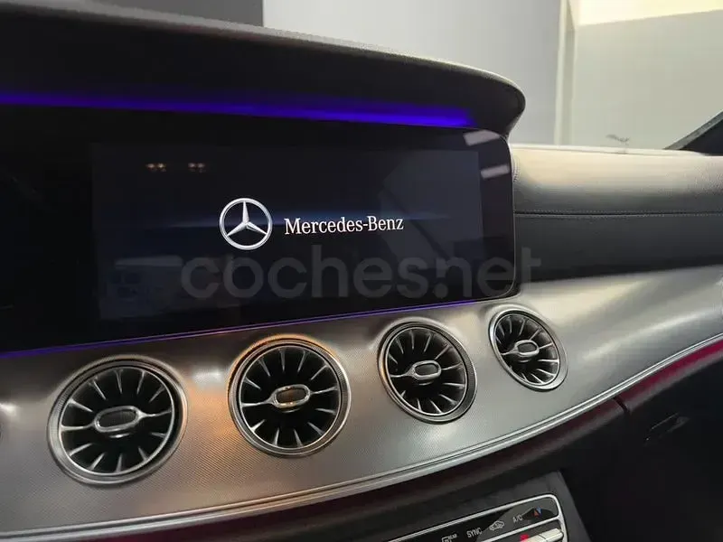 Usado Mercedes E220 194 CV (142 kW) 2019 Azul Descapotable