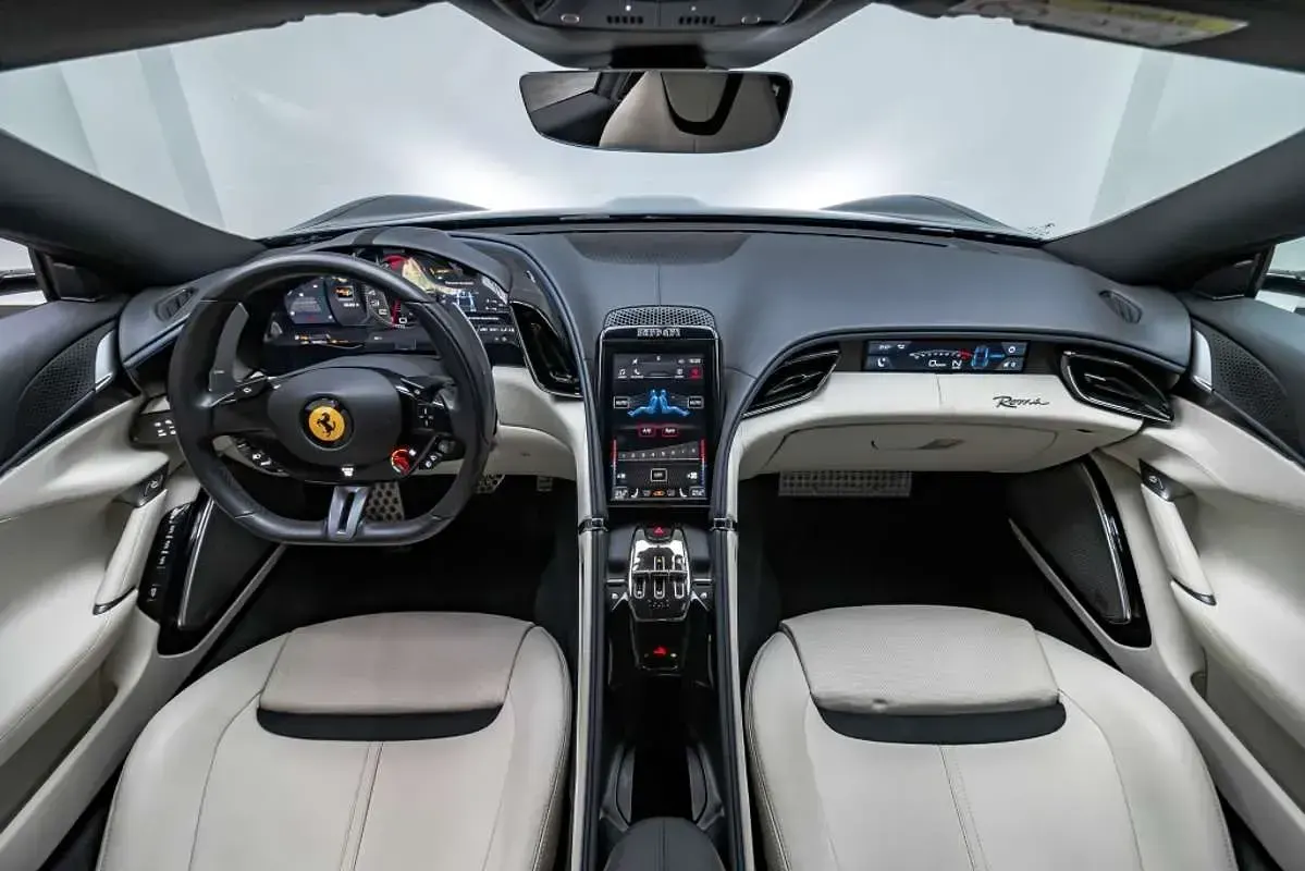 Usado Ferrari Roma 620 CV (456 kW) 2021 Azul Coupe