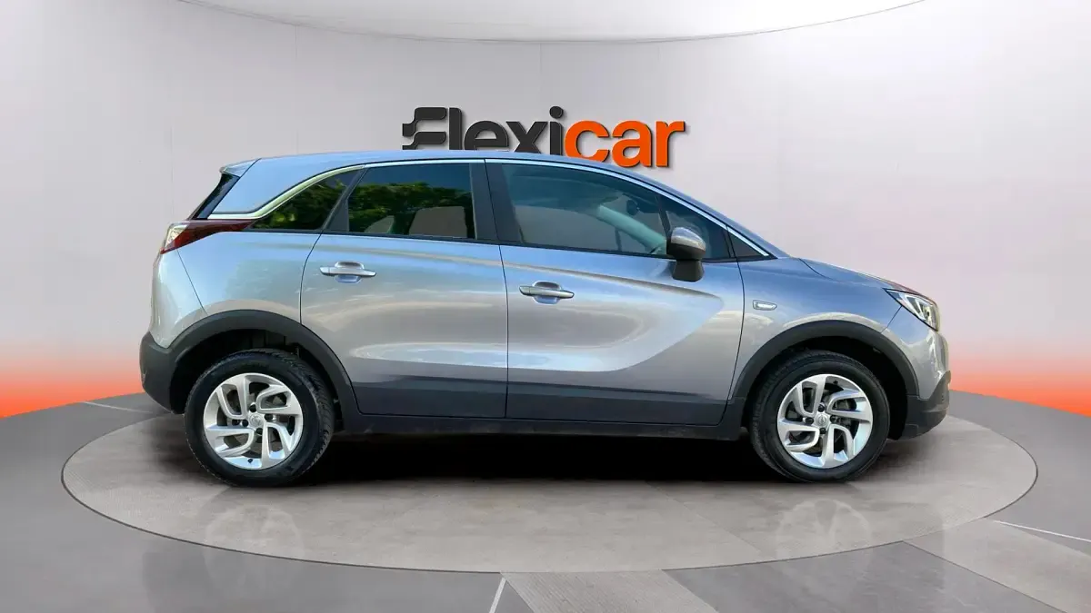 Usado Opel Crossland X Edition 110 CV (80 kW) 2020 Gris SUV