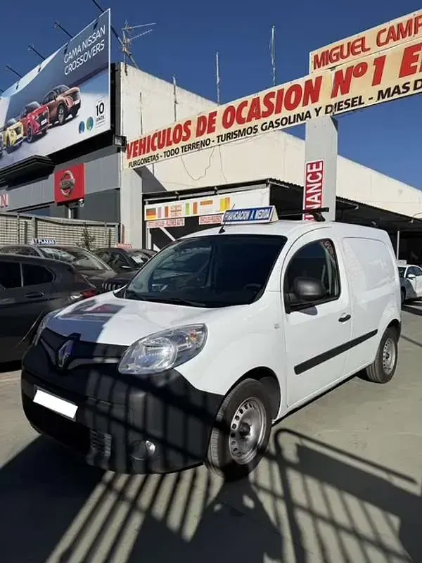Usado Renault Kangoo 95 CV (69 kW) 2021 Blanco Monovolumen