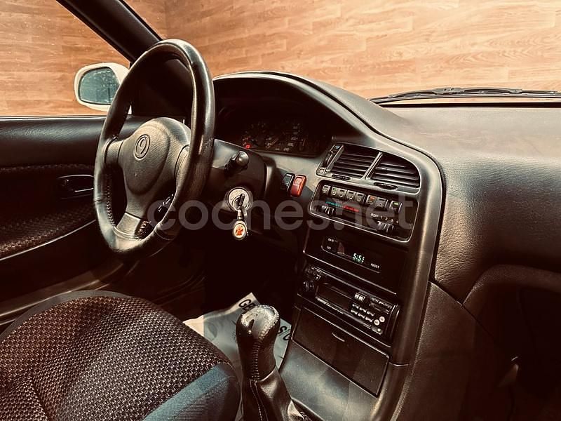 Usado Mazda MX6 165 CV (121 kW) 1993 Blanco Coupe