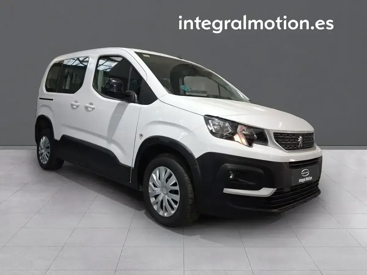 Usado Peugeot Rifter 102 CV (75 kW) 2022 Blanco Monovolumen
