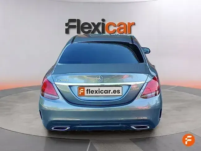 Usado Mercedes C200 160 CV (117 kW) 2020 Gris Berlina