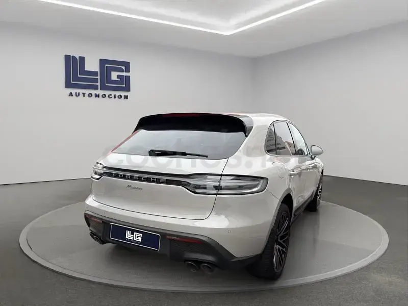 Usado Porsche Macan 265 CV (194 kW) 2023 Gris / plata SUV