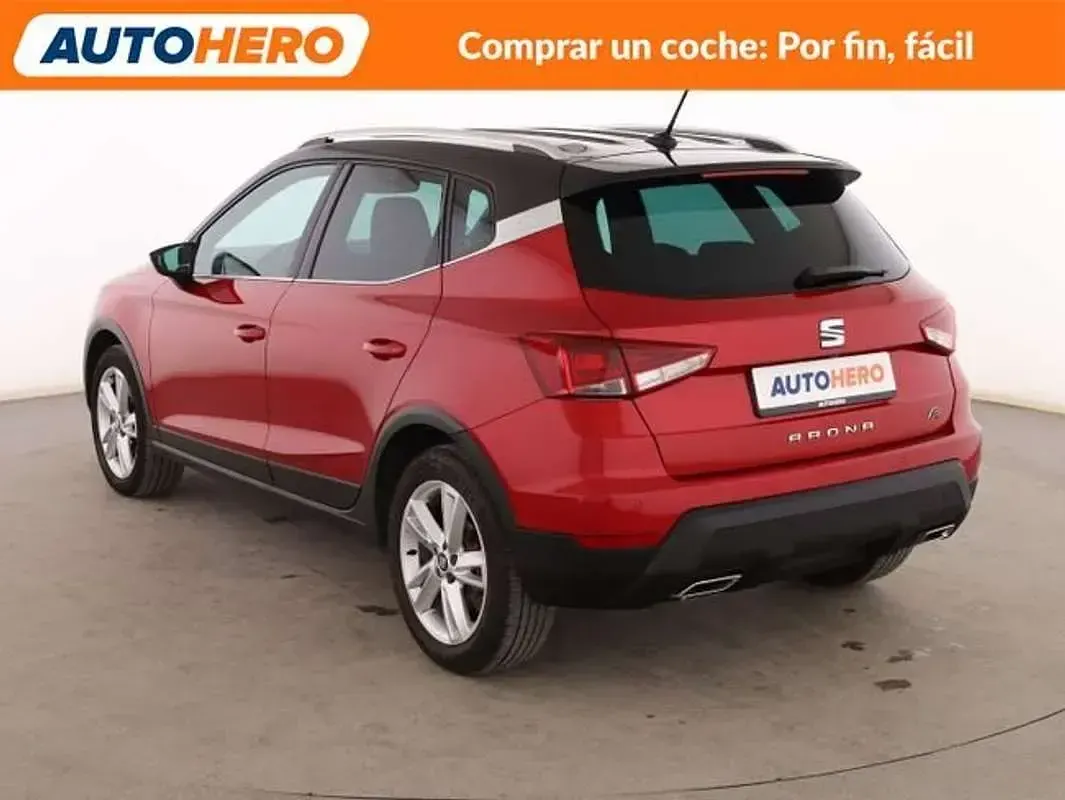 Usado Seat Arona FR 110 CV (80 kW) 2021 Rojo SUV