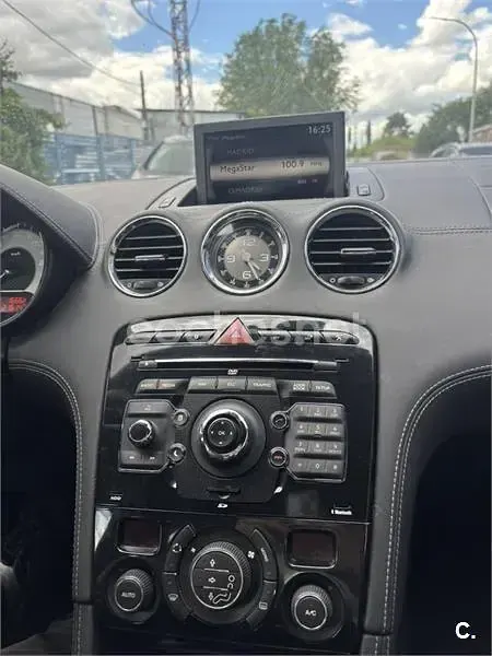 Usado Peugeot RCZ 156 CV (114 kW) 2012 Negro Coupe