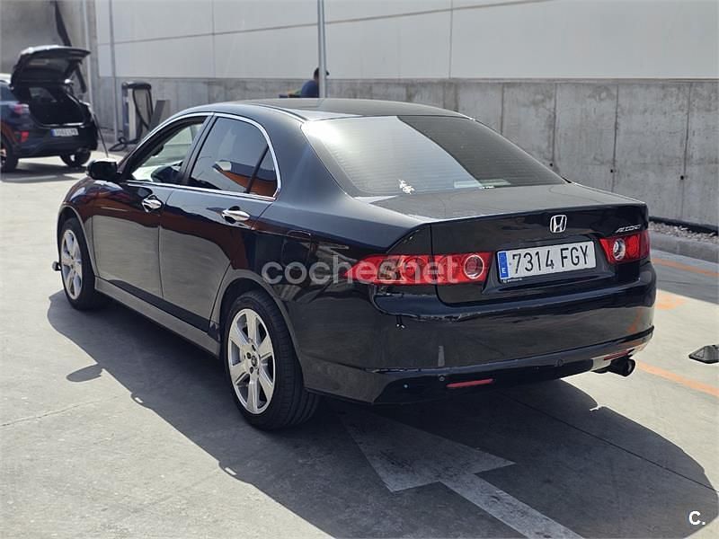 Usado Honda Accord Sport 155 CV (114 kW) 2006 Negro Berlina