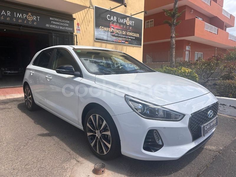 Blanco Usado 2019 Hyundai i30 Berlina | 11.950 € (Super precio) - Imagen 1/4