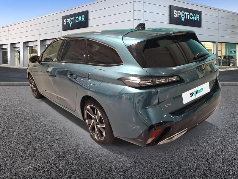 Usado Peugeot 308 SW Allure 181 CV (133 kW) 2022 Verde Familiar