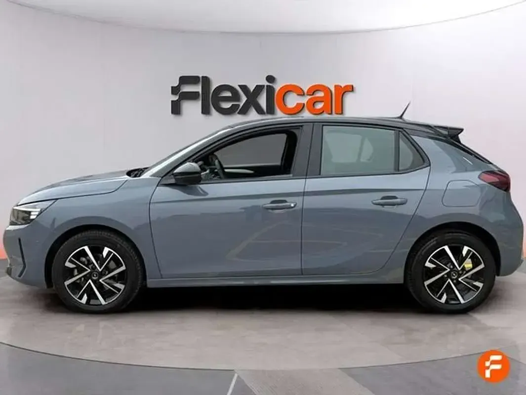 Usado Opel Corsa 101 CV (74 kW) 2024 Gris Utilitario
