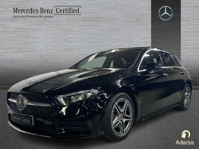 Usado Mercedes A200 AMG line 150 CV (110 kW) 2022 Negro noche Berlina
