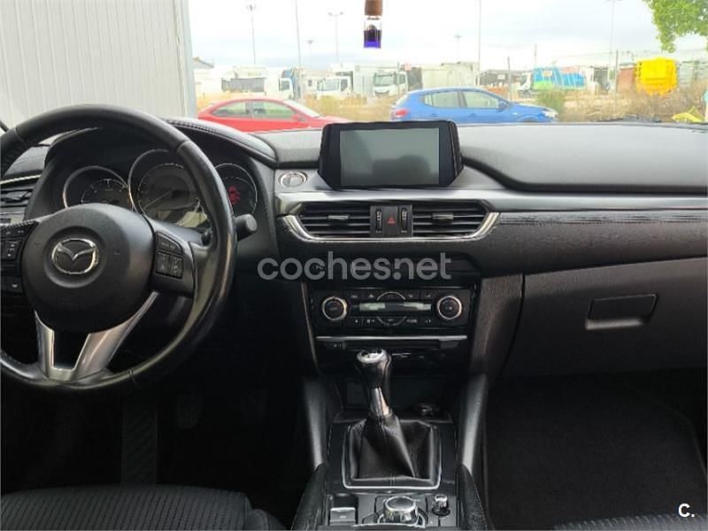 Usado Mazda 6 Style 150 CV (110 kW) 2016 Rojo Berlina