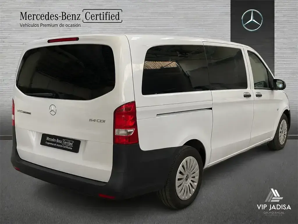 Usado Mercedes Vito 190 CV (139 kW) 2023 Blanco Van