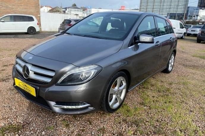Usado Mercedes B180 110 CV (80 kW) 2013 Monovolumen