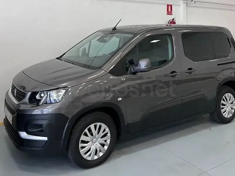 Occasion Peugeot Rifter Active 100 PK (73 kW) 2021 Grijs MPV