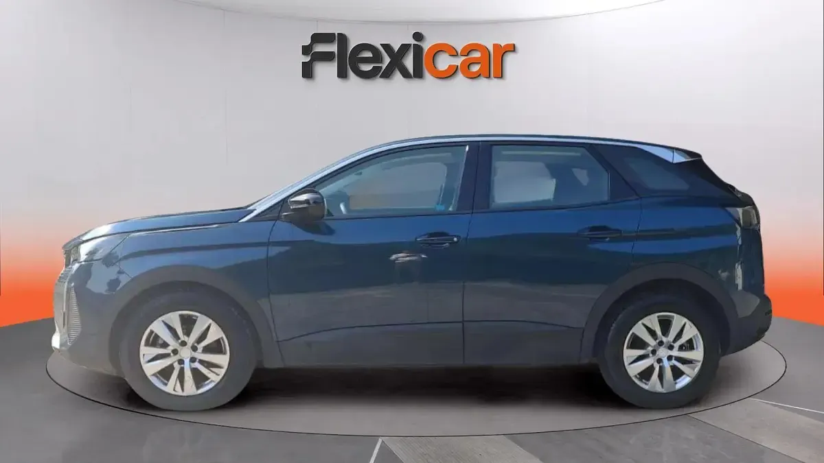 Usado Peugeot 3008 Active 131 CV (96 kW) 2022 Azul SUV