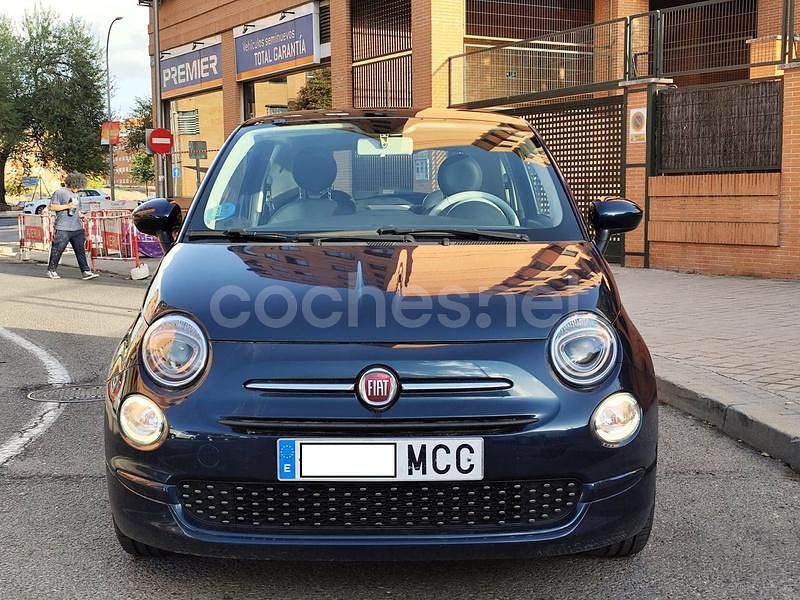 Usado Fiat 500 Dolcevita 71 CV (52 kW) 2022 Azul Berlina